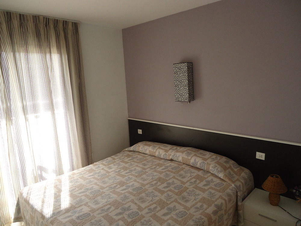 Apartamentos Antillas Fenals Λορέτ Ντε Μαρ Εξωτερικό φωτογραφία